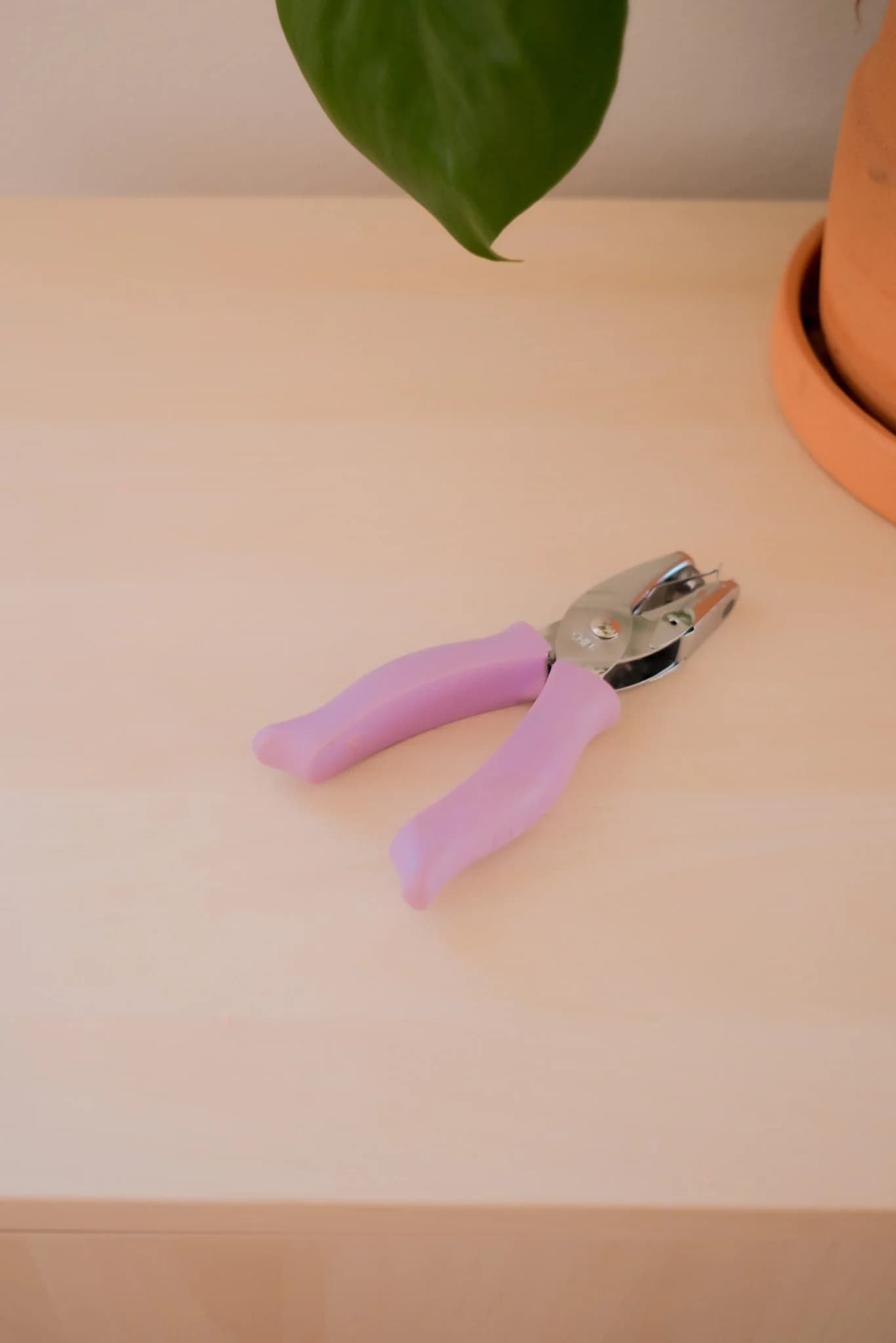 Hole Punch