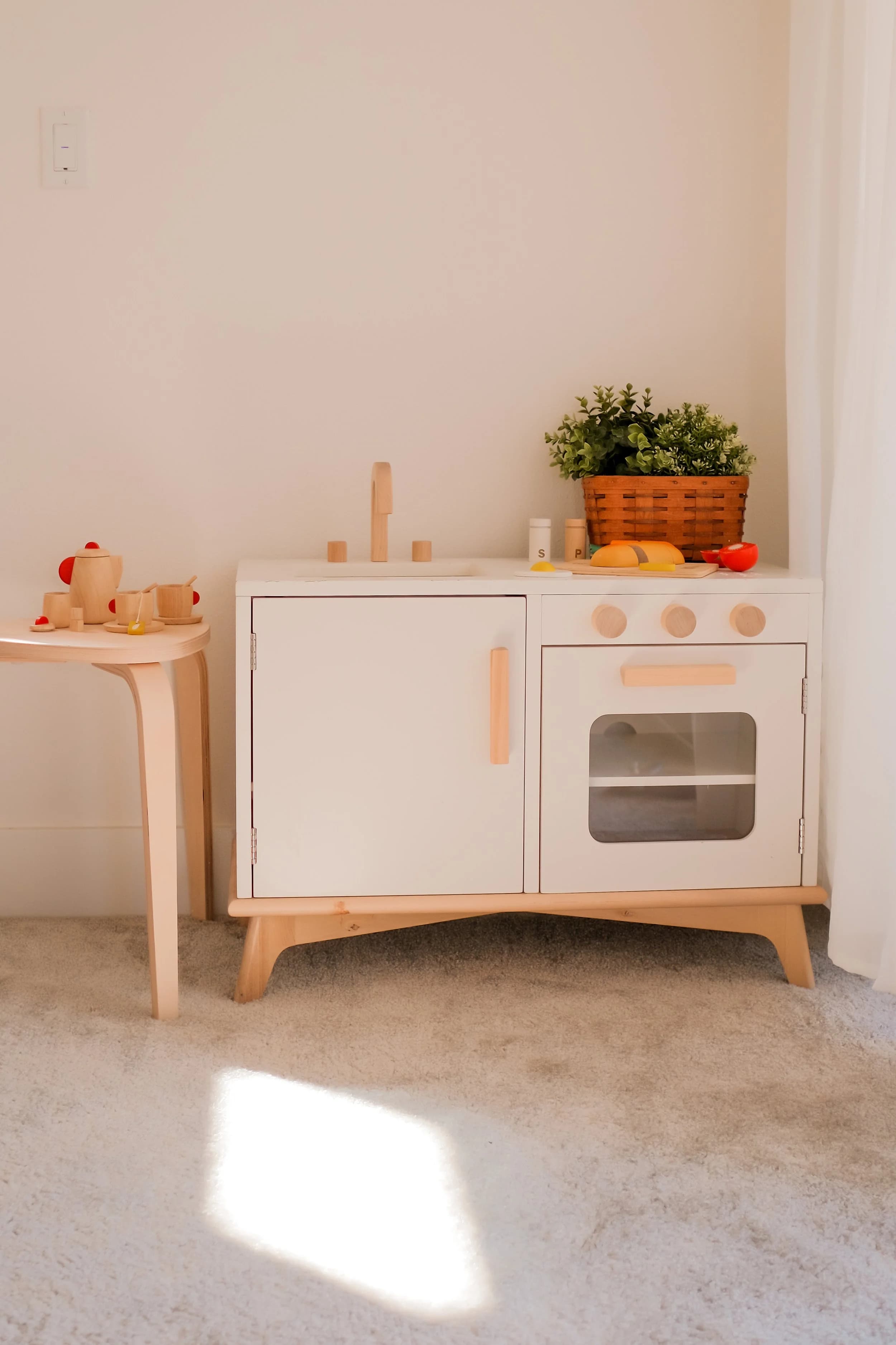 Play Kitchen